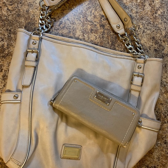 Nine West purse and wallet - Picture 2 of 2